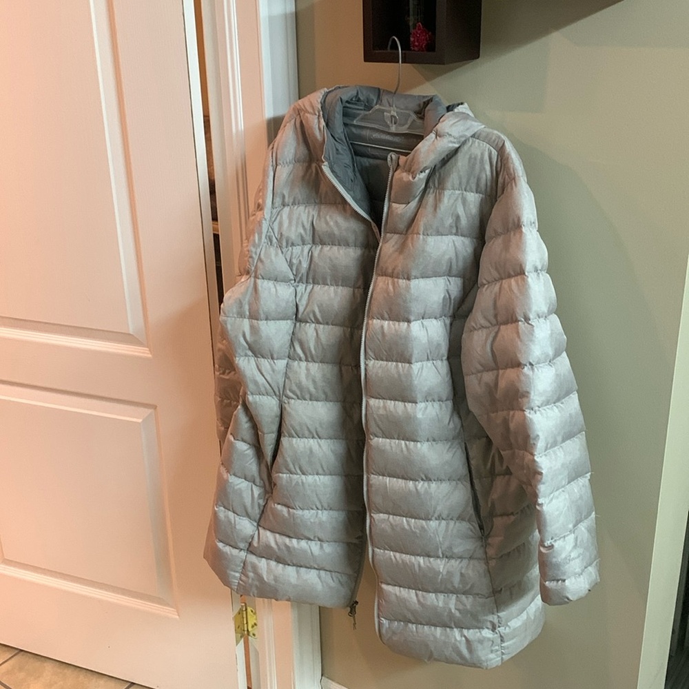 Eddie Bauer Cirruslite Coat